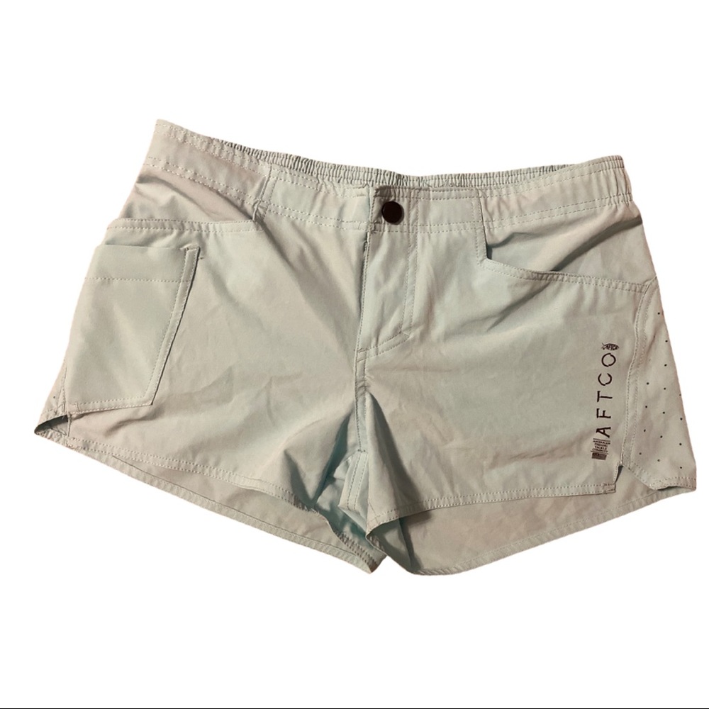 AFTCO Ladies shorts teal size 6